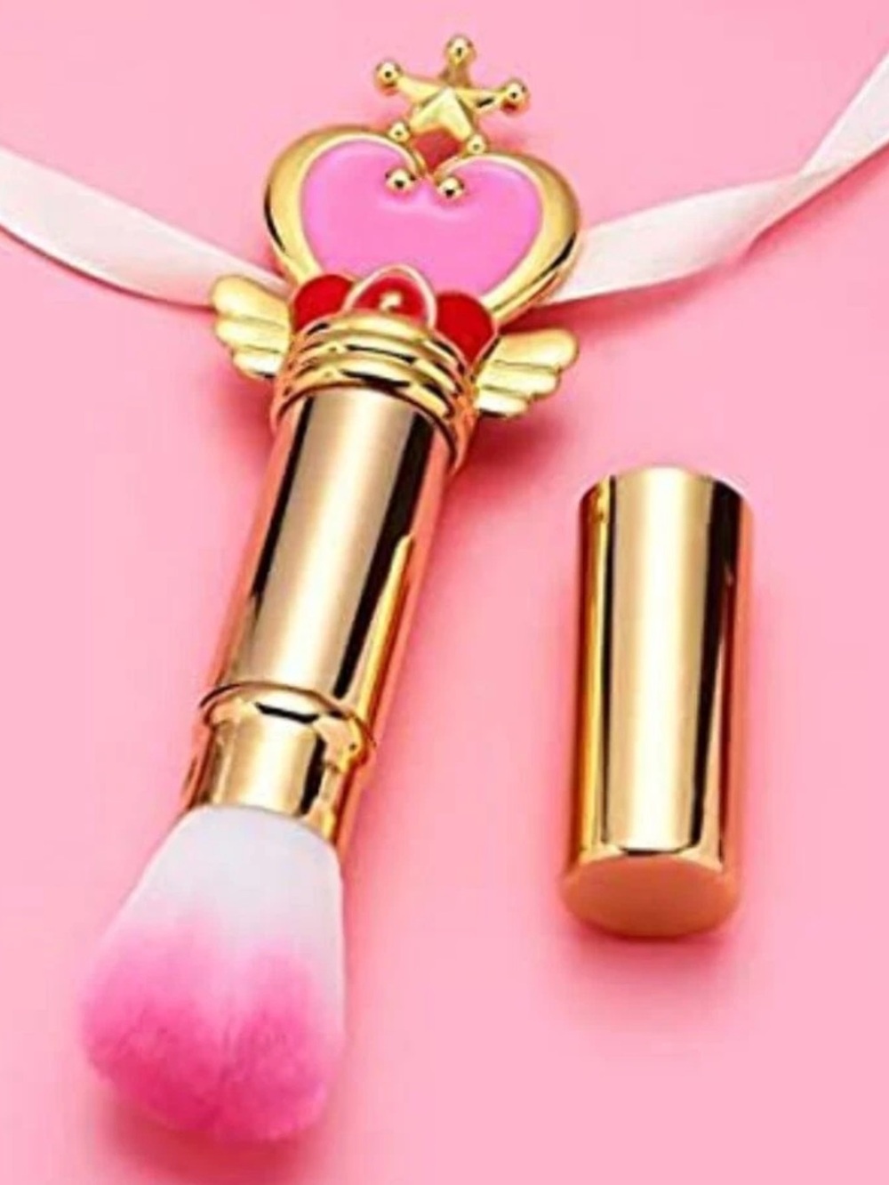 Pink & Gold Heart With Wings  Style Retractable Kabuki Makeup Brush - Picture 3 of 3